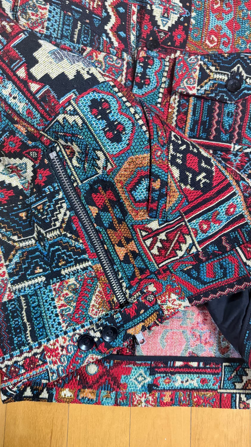 앤더슨벨 Andersson bell 레드 자카드 트러커 자켓 상품이미지3