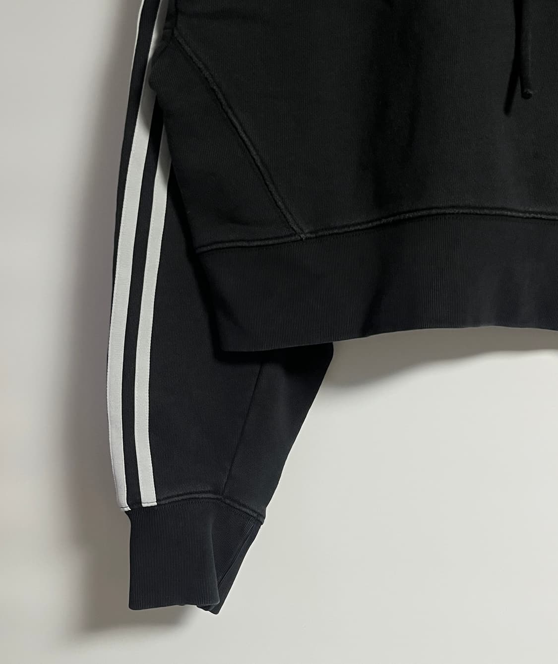 아디다스 오버핏 크롭 삼선 후드티셔츠 후드티 S 상품이미지3