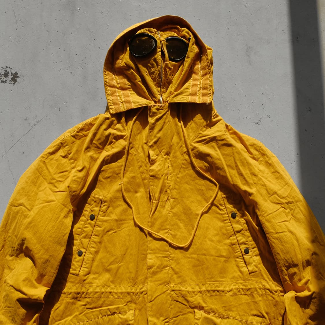 C.P. Company Waxed Cotton Goggle Jacket 상품이미지2