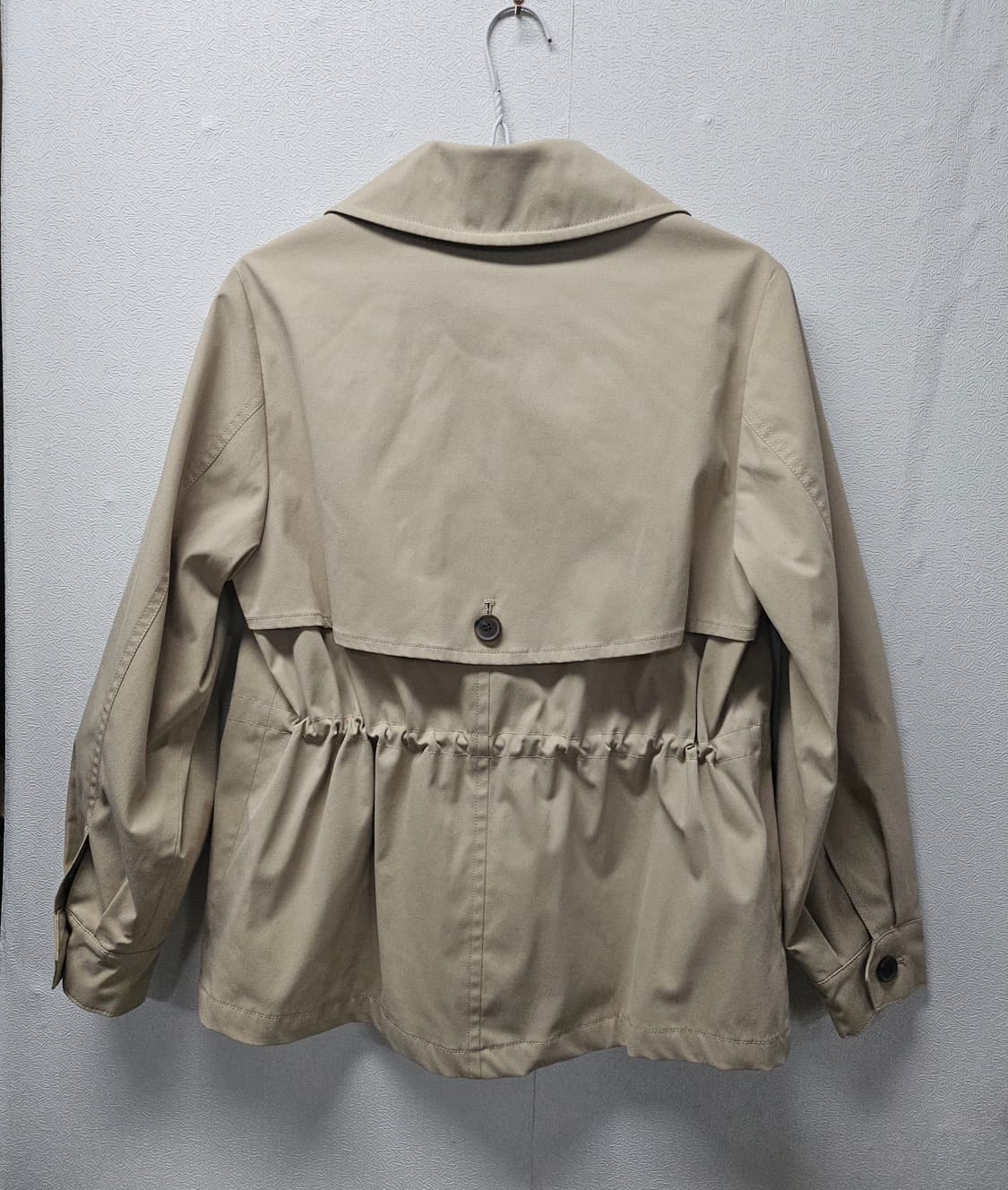 OZOC  베이지색 더블 버튼 숏 트렌치 코트 M 상품이미지3