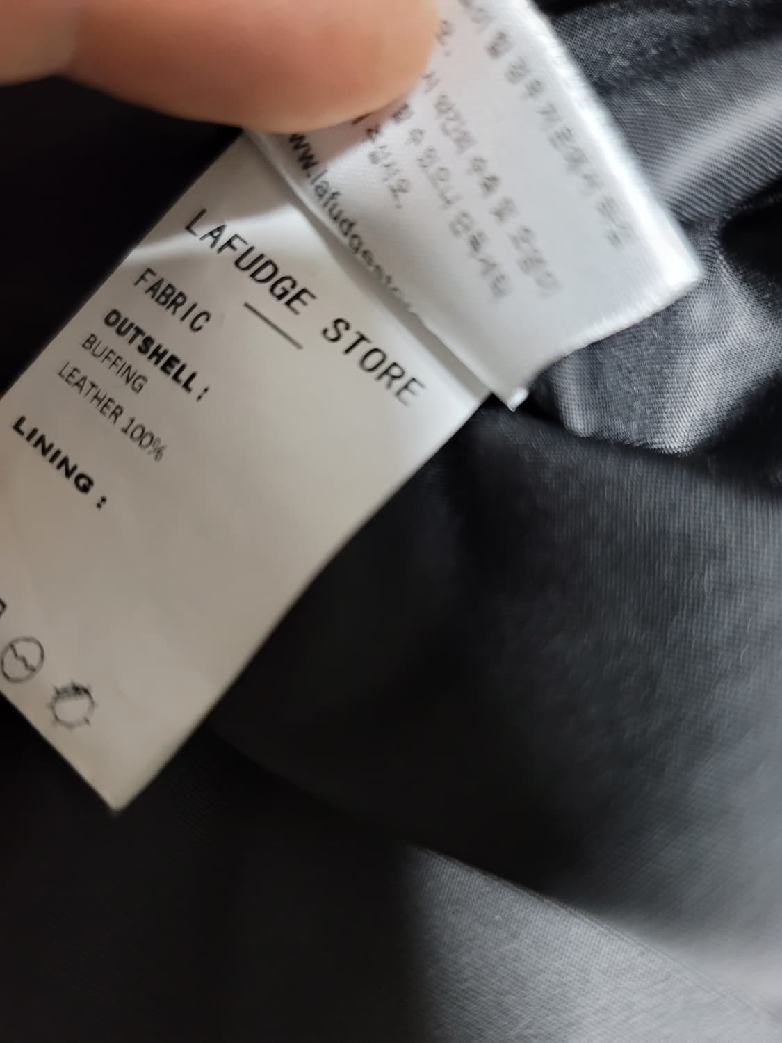 라퍼지스토어 버핑 가죽자켓 무광블랙 L 105정사이즈 상태굿
 상품이미지6