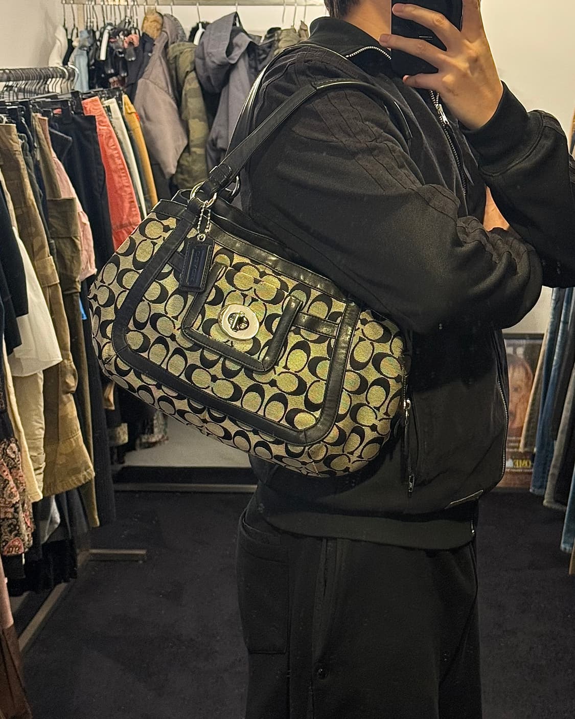 코치 로고 컨버스 가죽 소재 시그니처 블랙 버클 링 고스 펑크 락시크 상품이미지2