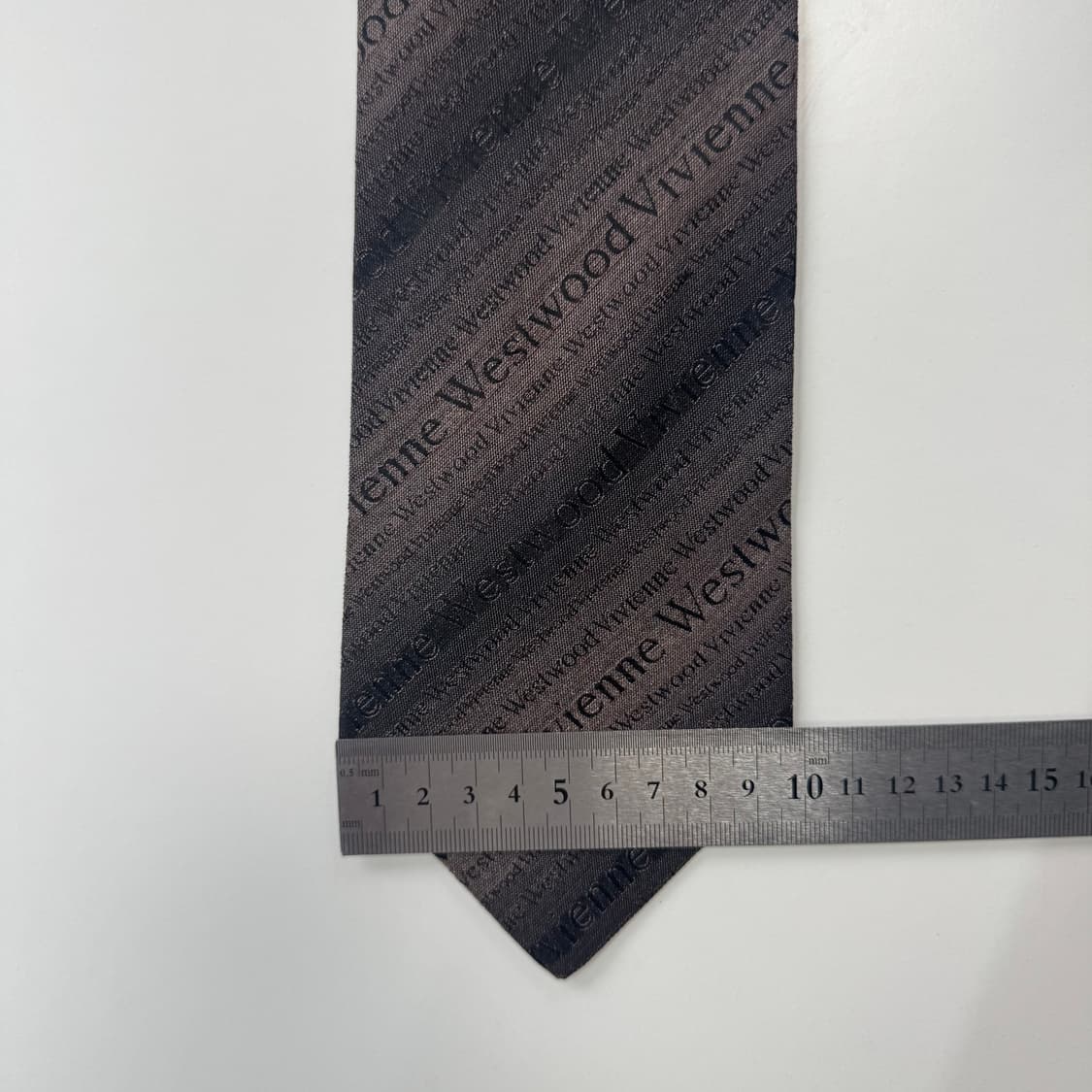 비비안웨스트우드 정품 명품 영문 모노그램 넥타이(Vivienne) 상품이미지8