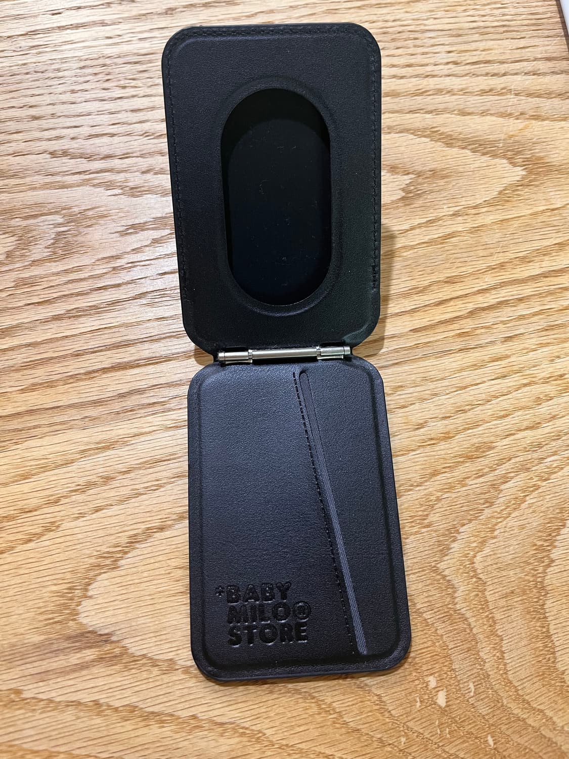 베이프 베이비 마일로 맥세이프 카드 홀더 (BK) 상품이미지4