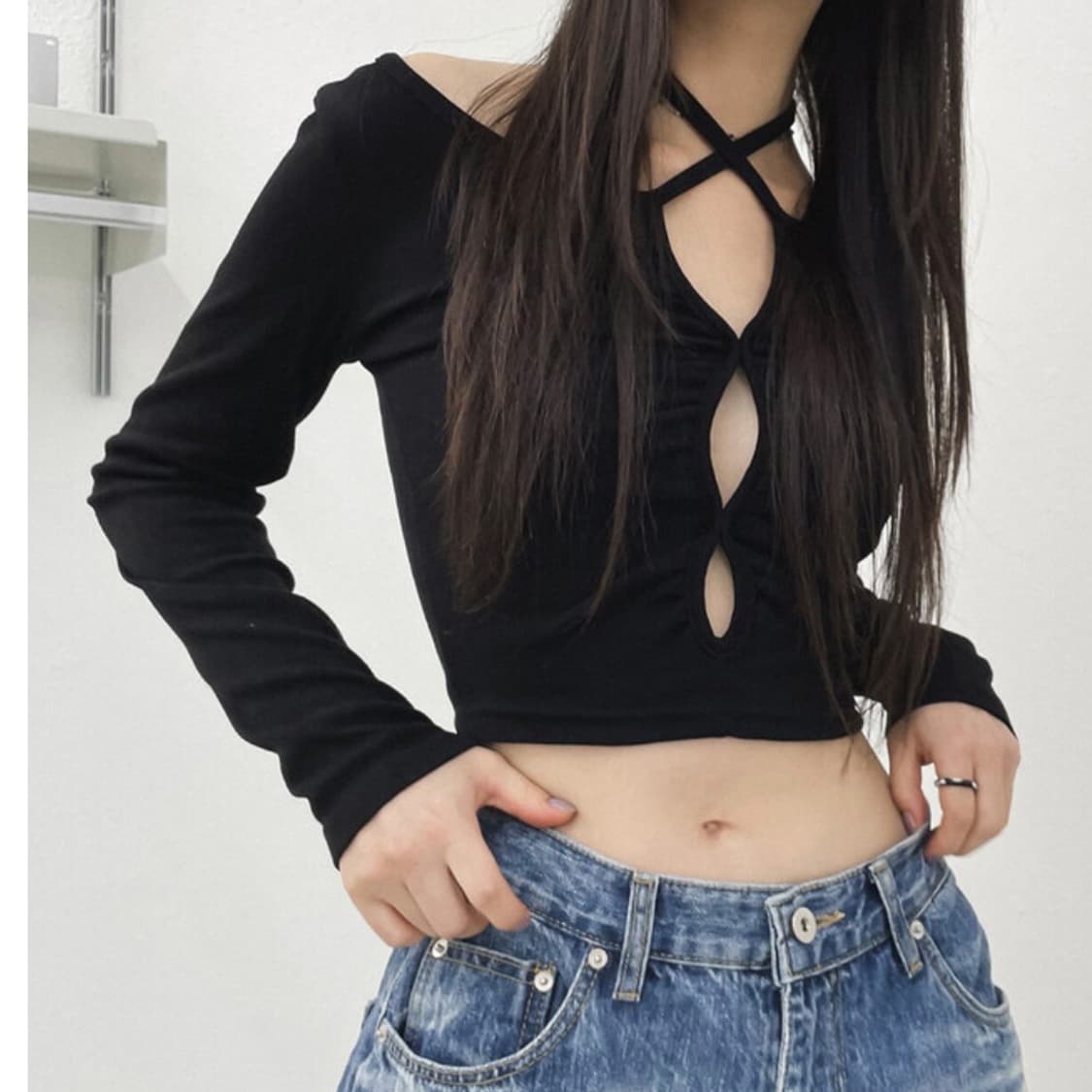바이너리원 스트랩 티셔츠 상품이미지1