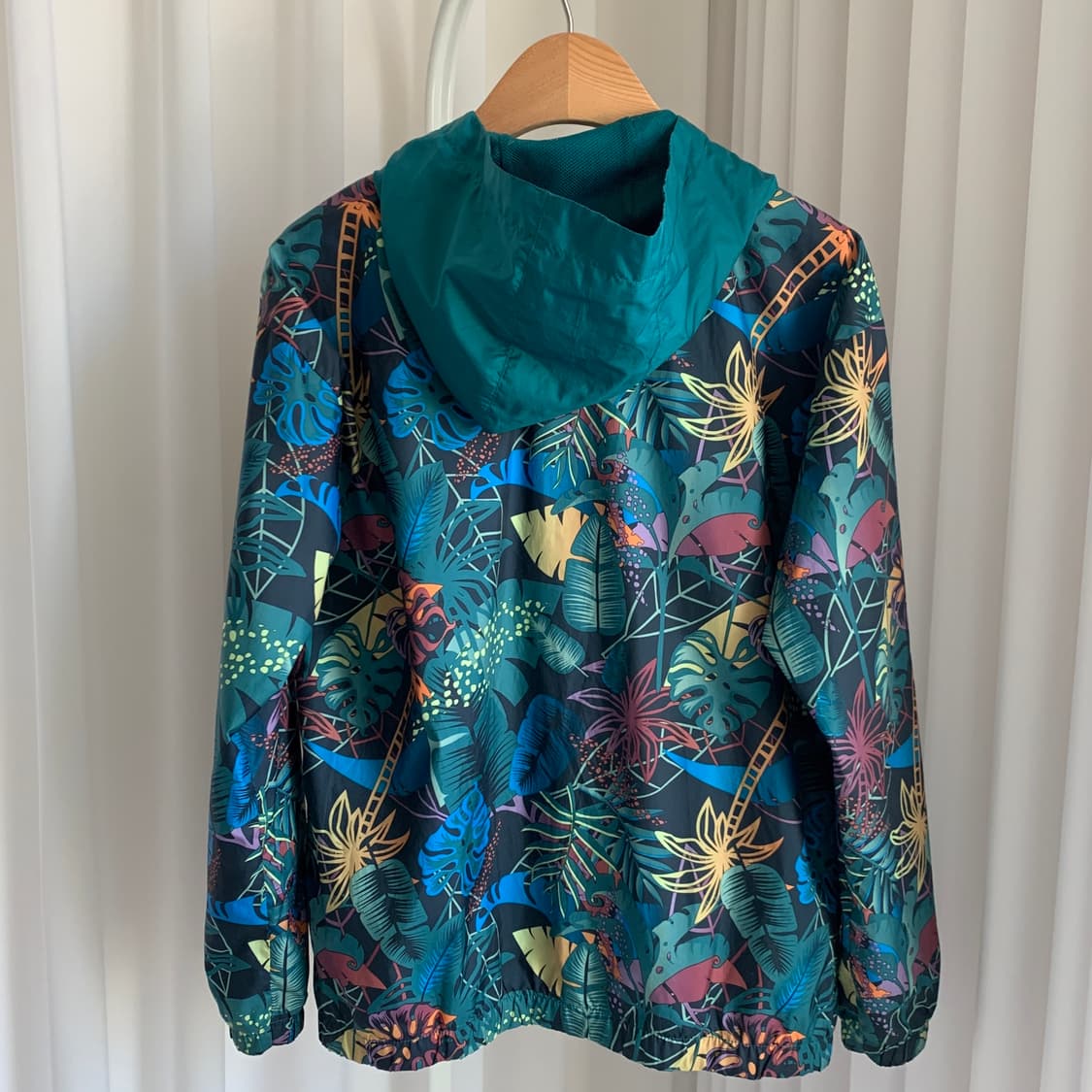 아디다스 키즈 디즈니 라이온킹 콜라보 후드 바람막이 상품이미지2