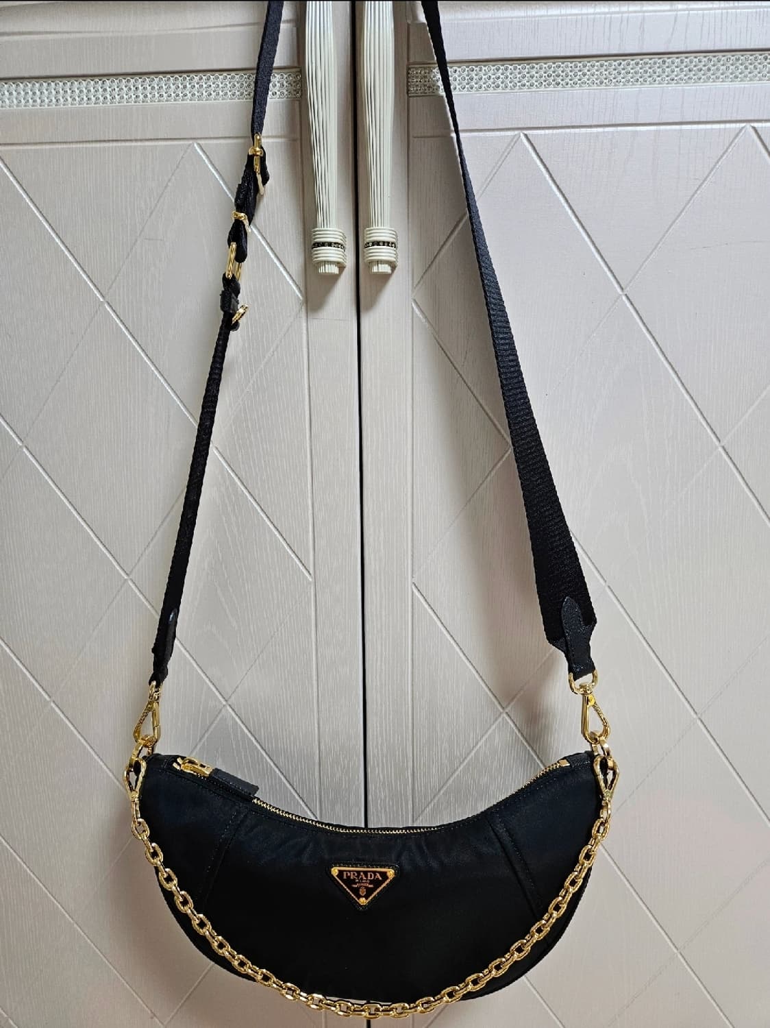 프라다 블랙 체인 숄더백(풀구성) 상품이미지4