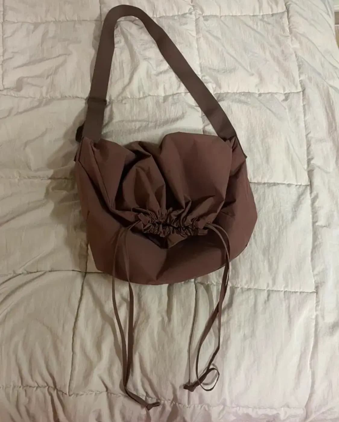 유니클로 U 가방 (드로우스트링 숄더백 Uniqlo U) 상품이미지2