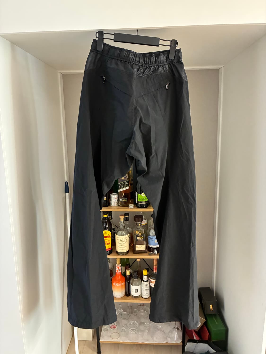 율리우스 와이드 플레어 팬츠 2 상품이미지2