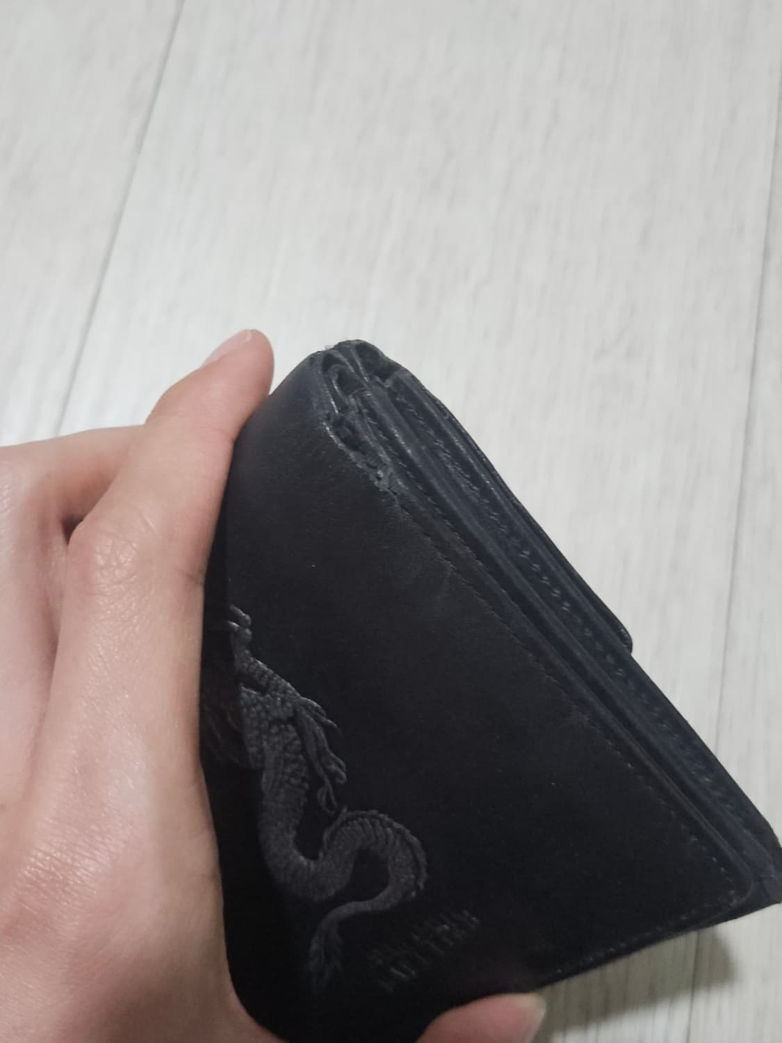 장 폴 고티에 드래곤 자수 아카이브 지갑 상품이미지7
