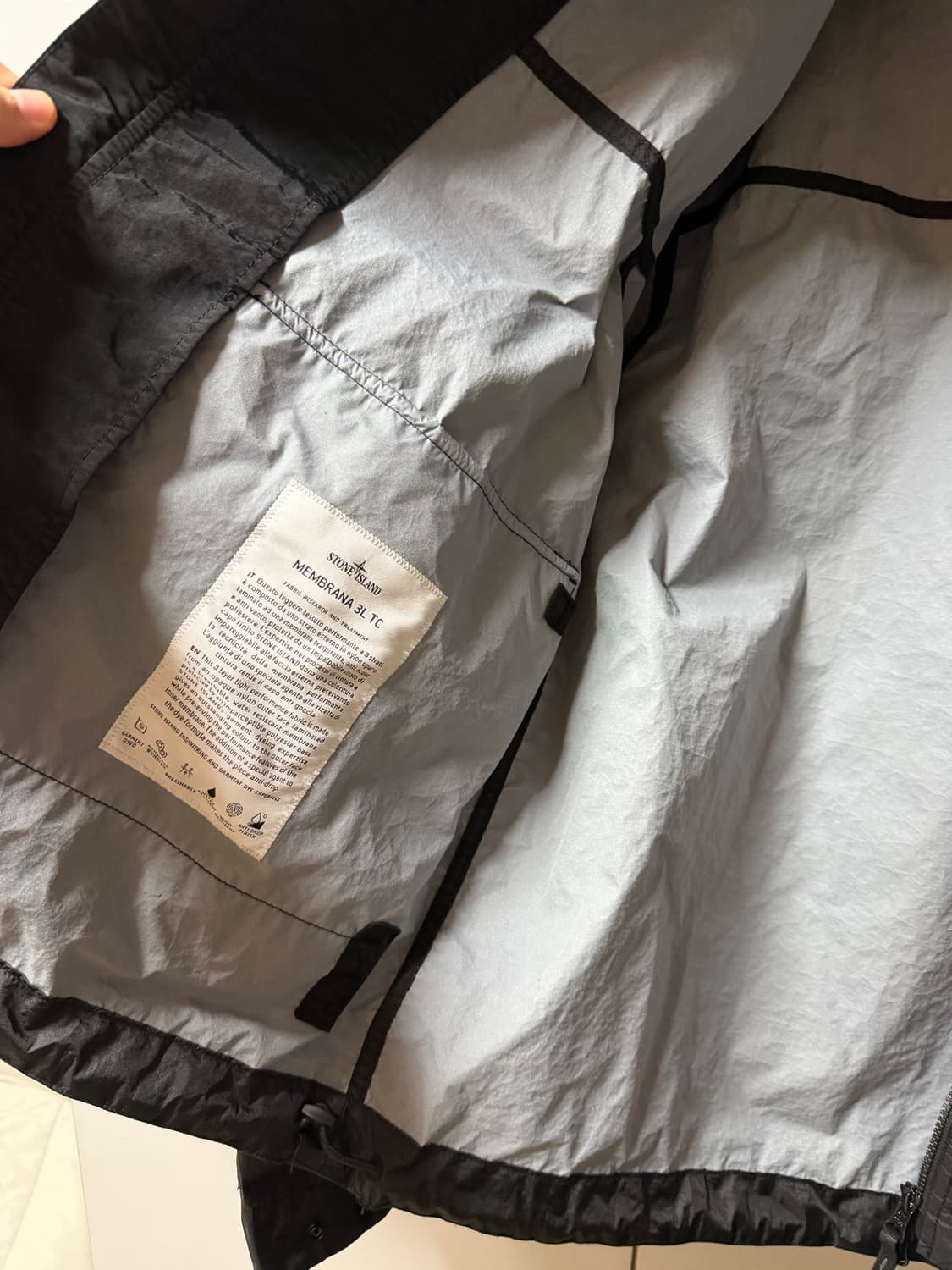L] 스톤아일랜드 26ss 멤브라나 후드 자켓 블랙 3L TC 상품이미지6