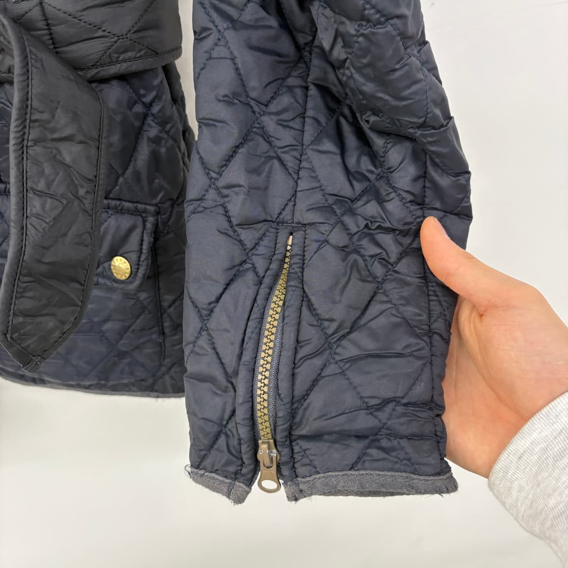 바버 인터내셔널 네이비 퀼팅 자켓 남성 M 상품이미지5