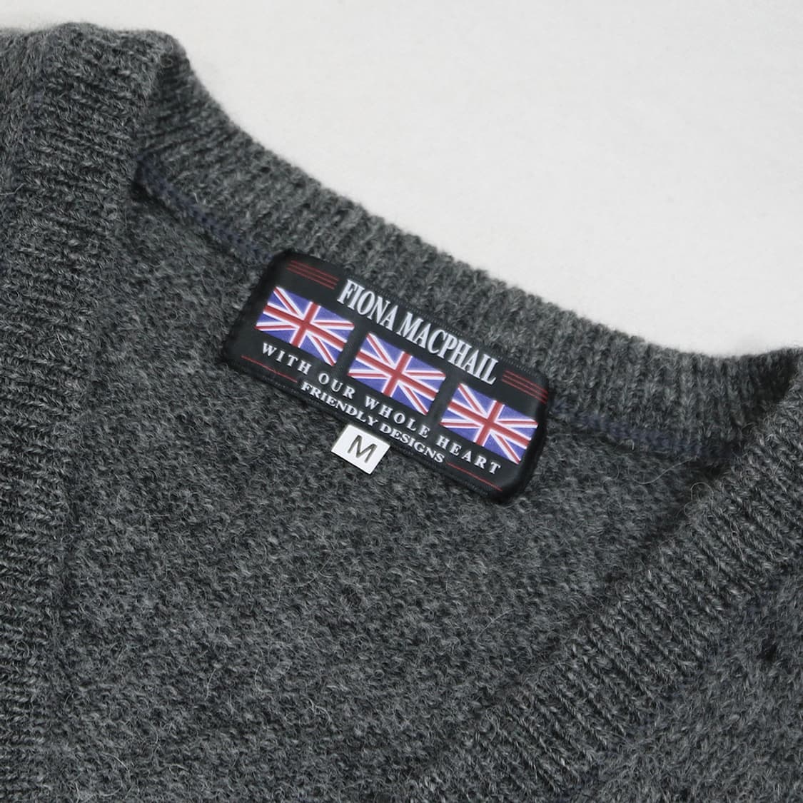 (착용컷) FIONA MACPHAIL 울 니트 베스트 (남성용 100) 상품이미지5