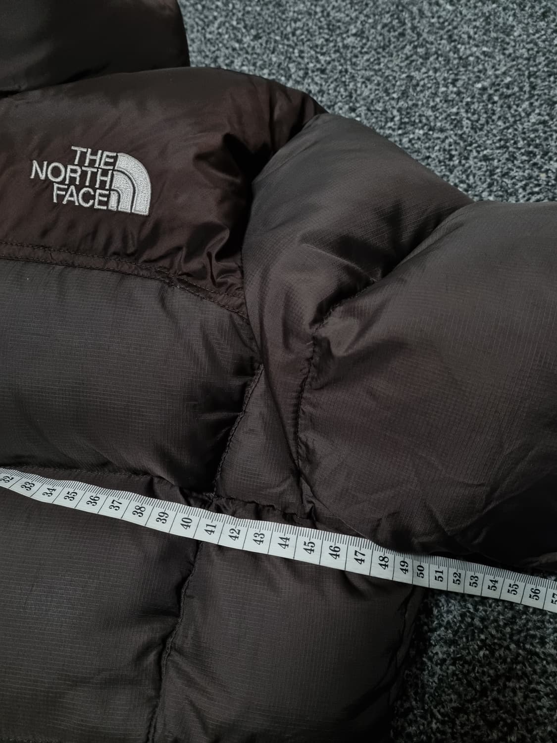 노스페이스 여성 눕시700 패딩 OG 브라운 해외판 S 상품이미지9