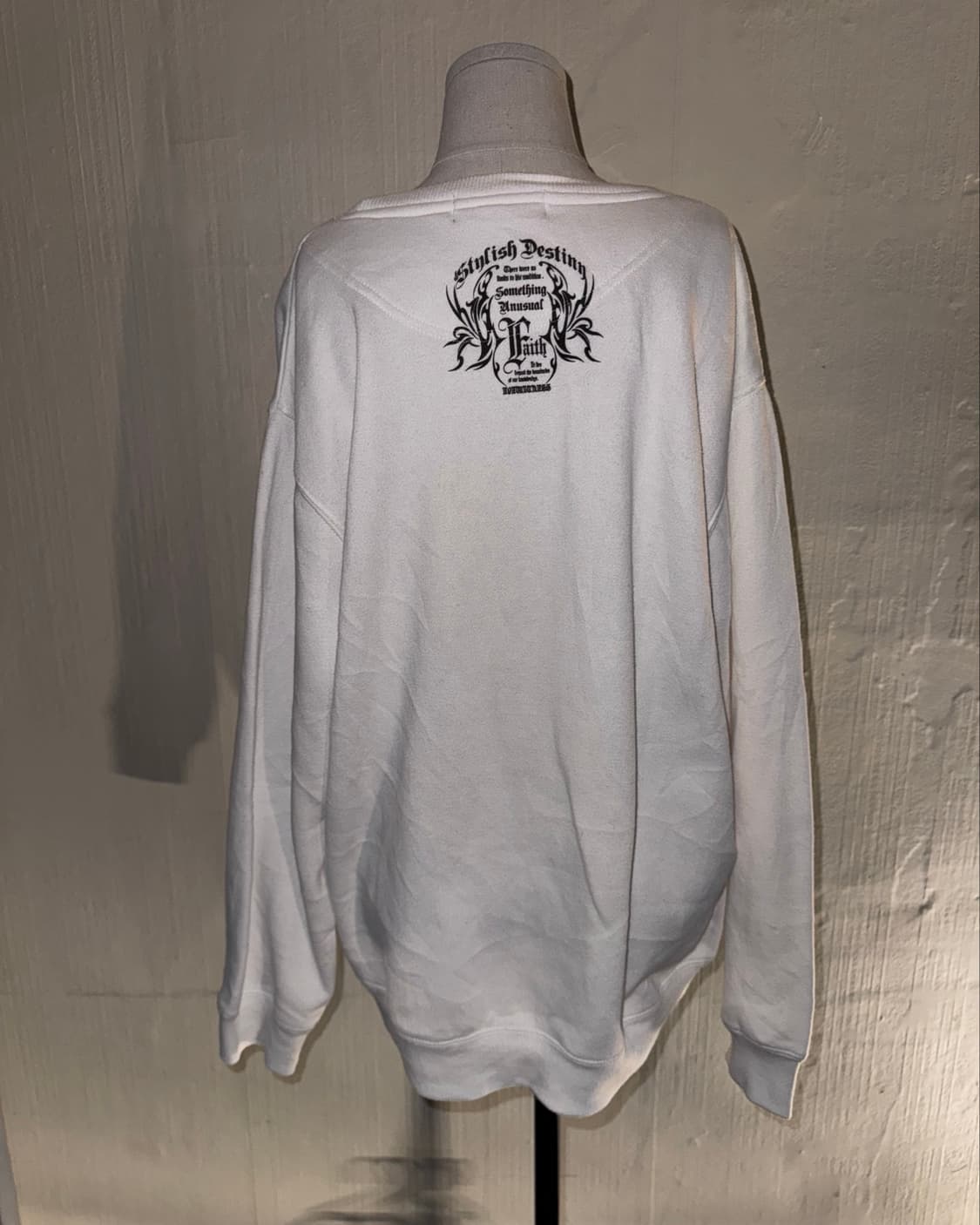 Y2K Gothic lettering oversized fit sweat 상품이미지3