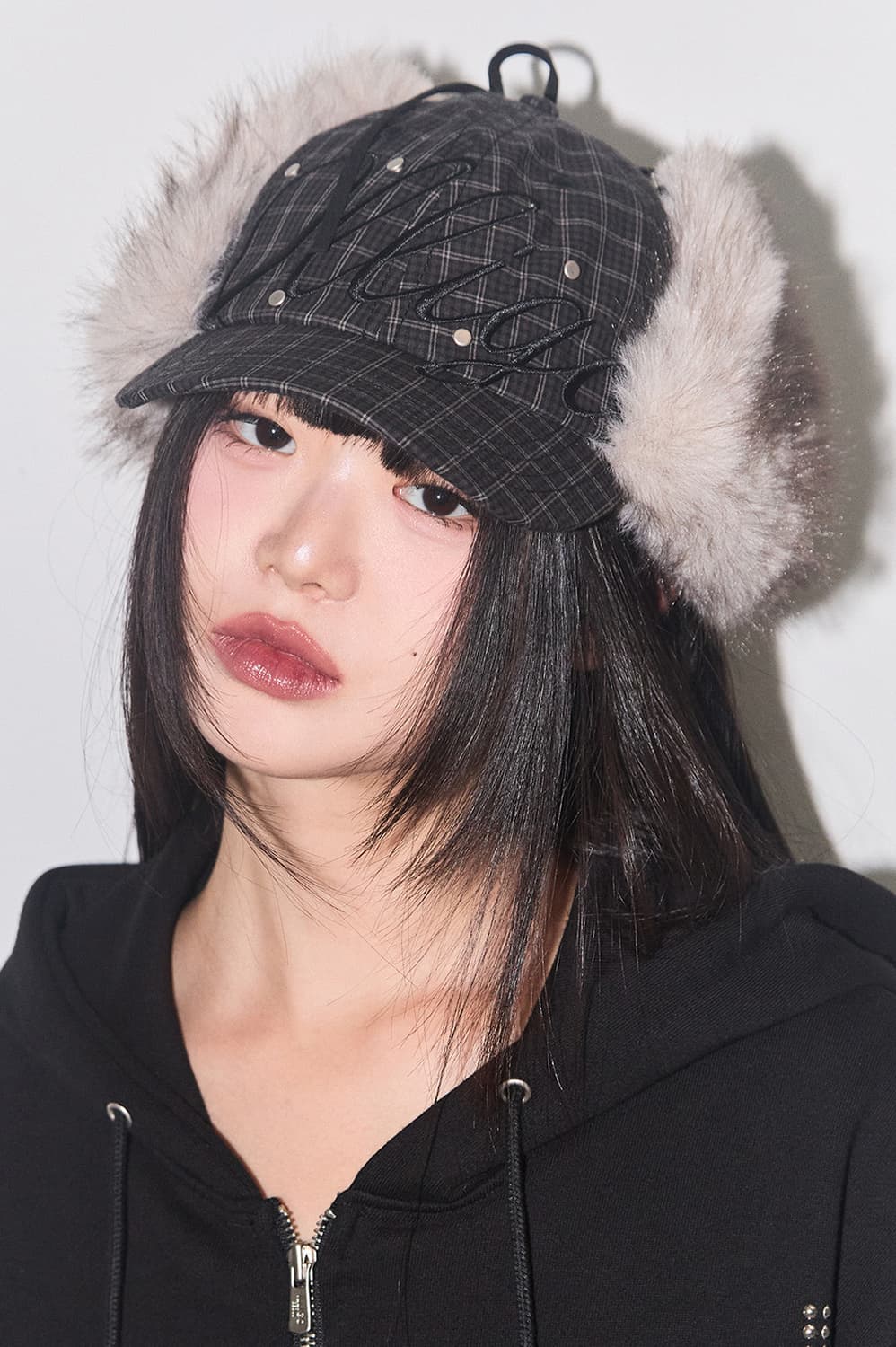 일리고 플러피 이어플랩 캡 체크 그린 상품이미지1