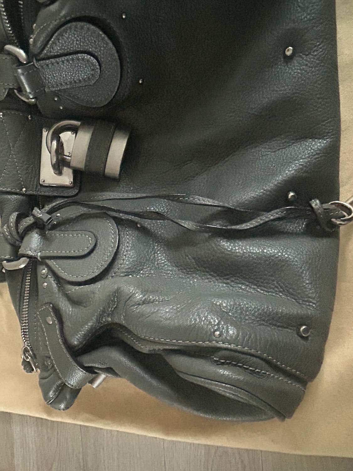 끌로에 빈티지 패딩턴백 카키그레이 라지사이즈 상품이미지6