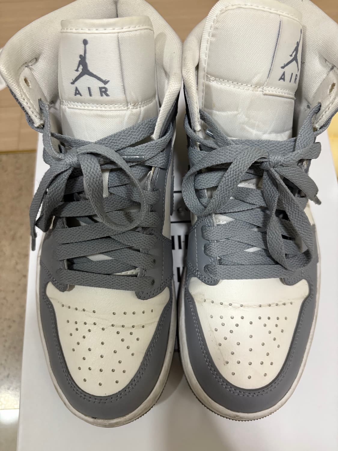 나이키 조던1 미드 스텔스 235 상품이미지1