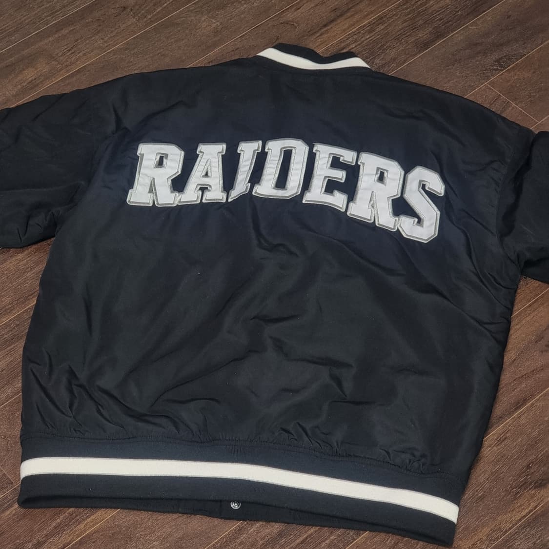GU X NFL 라스베이거스 레이더스 점퍼 자켓 유니폼 M 상품이미지3
