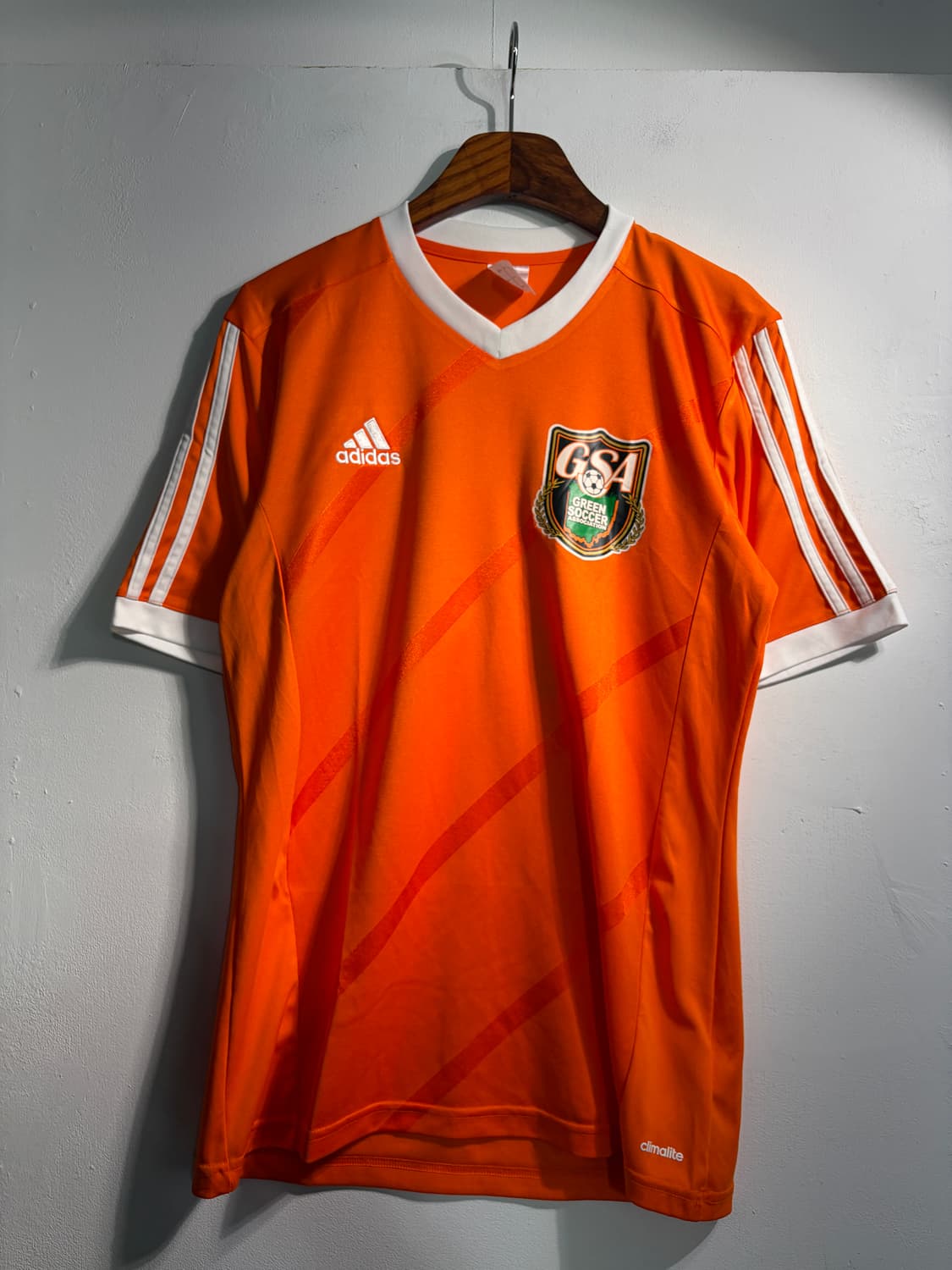 만원샵) adidas 아디다스 반팔티 SC299 상품이미지1