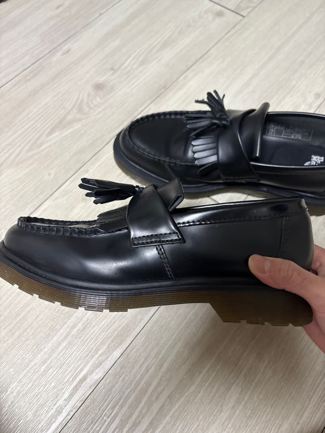 닥터마틴 아드리안 250 상품이미지2