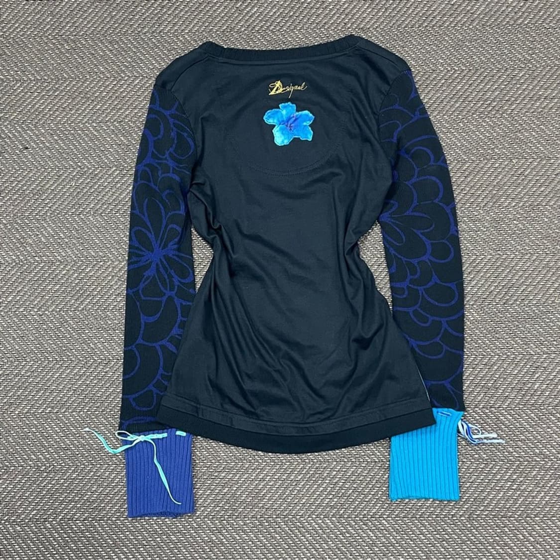 데시구알 패턴 프린팅 롱 슬리브 v0321 상품이미지2