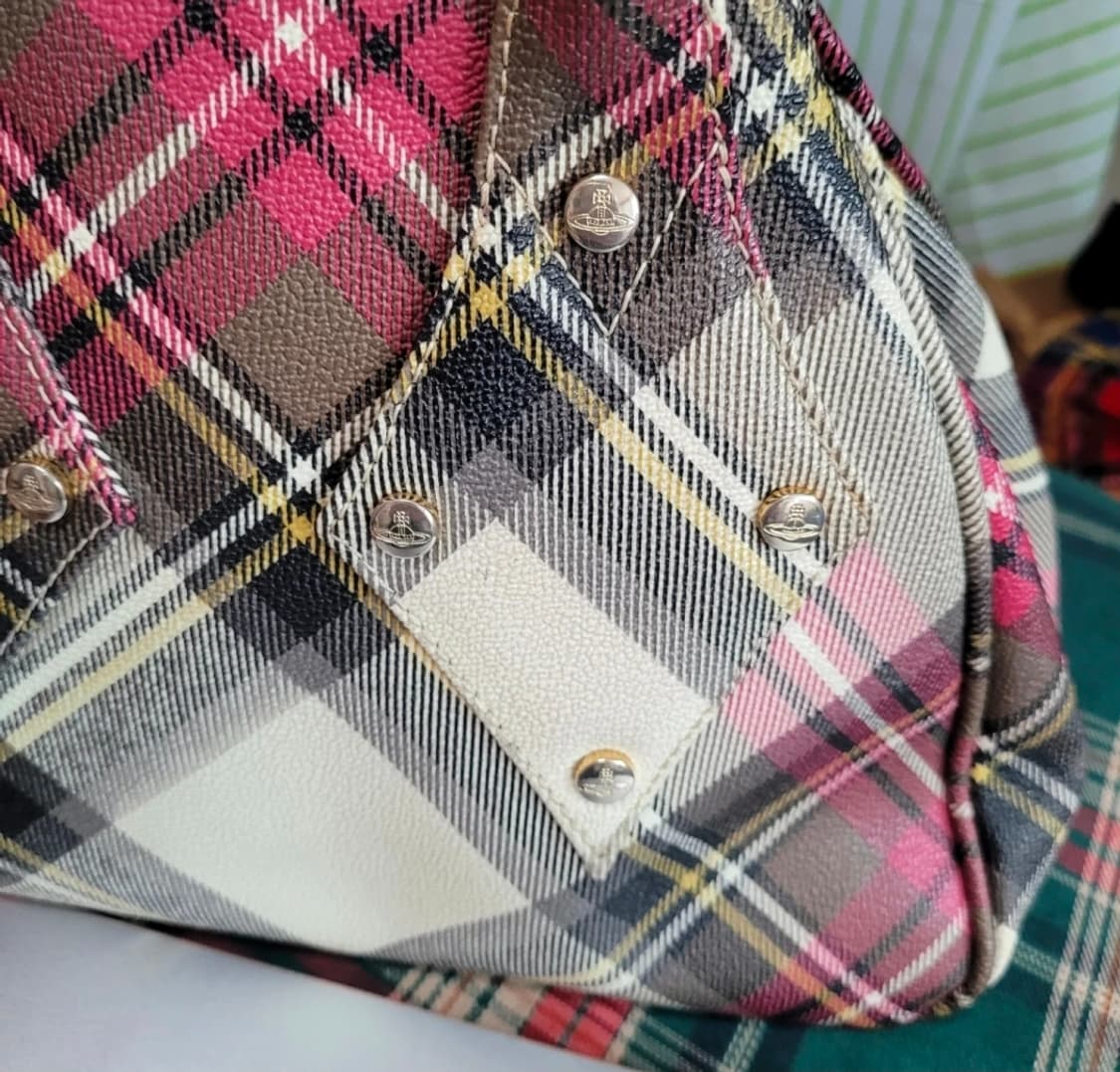 비비안웨스트우드 체크 도트백 상품이미지3