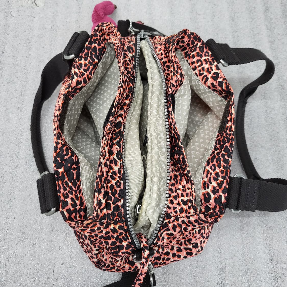 키플링정품 레오파드 패턴 토트백30x20cm 상품이미지8