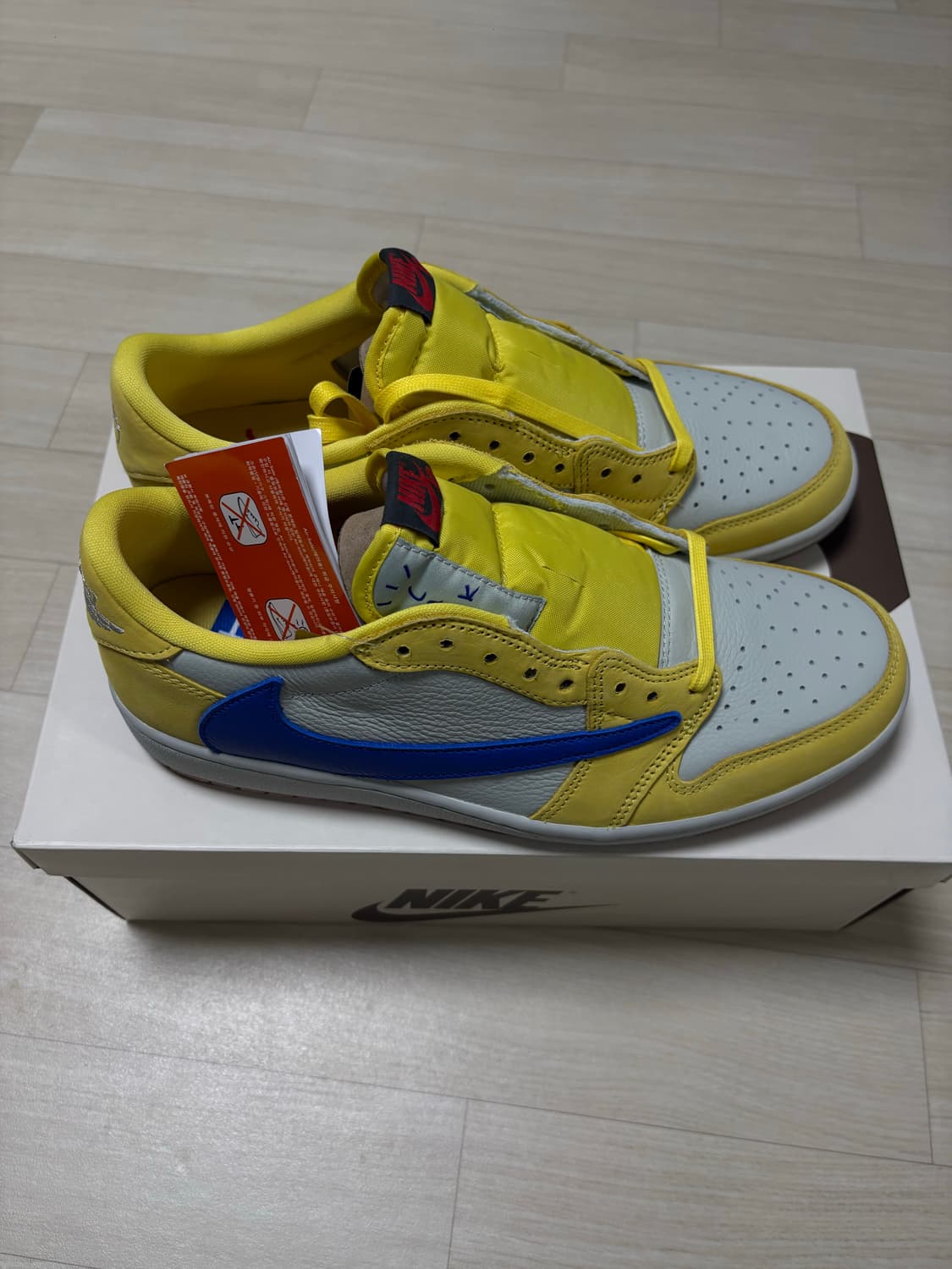 (W) 조던 1 x 트래비스 스캇 레트로 로우 OG SP 카나리 상품이미지1