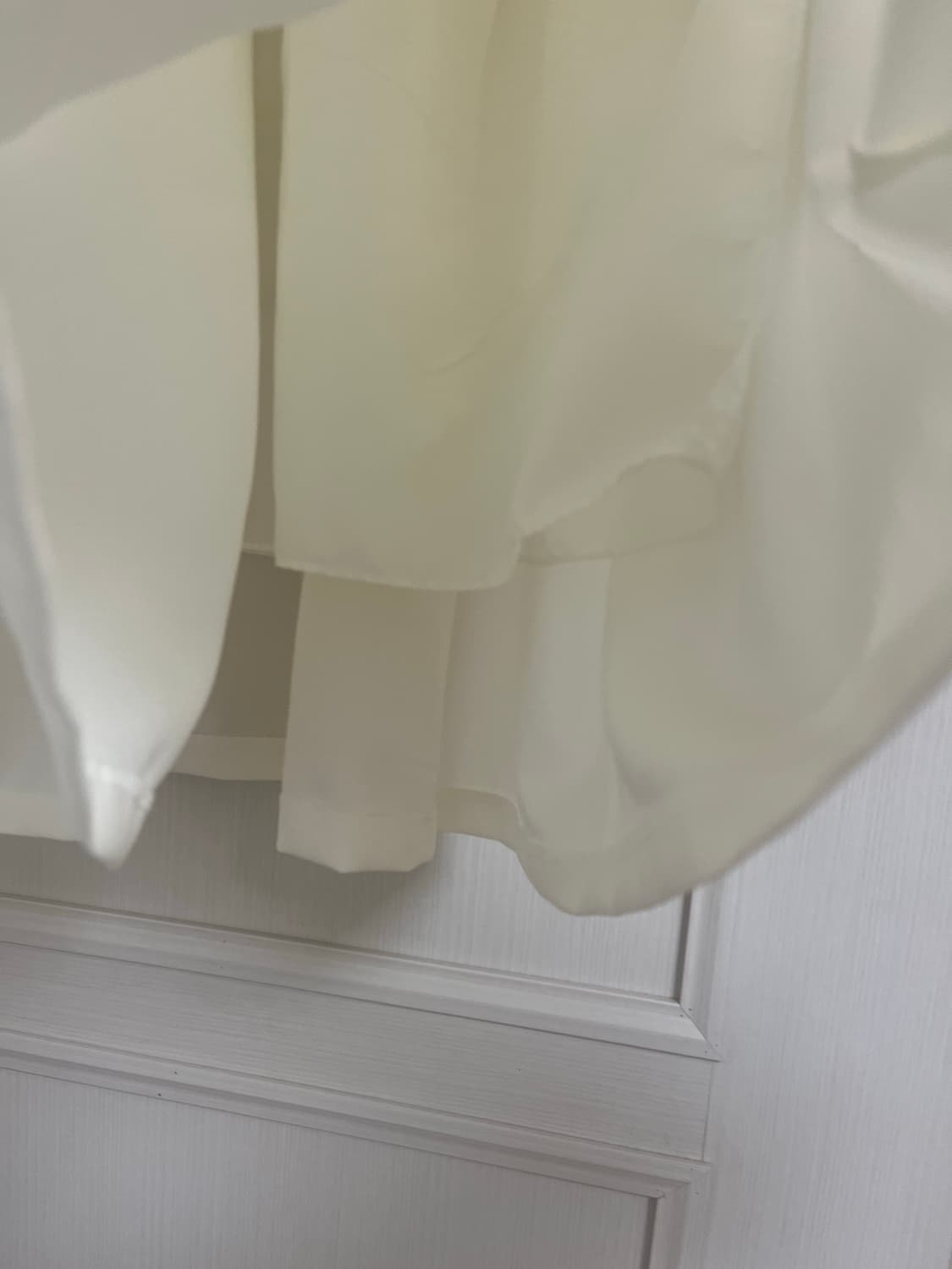 핀턱 플레어 롱 스커트 아이보리 상품이미지6