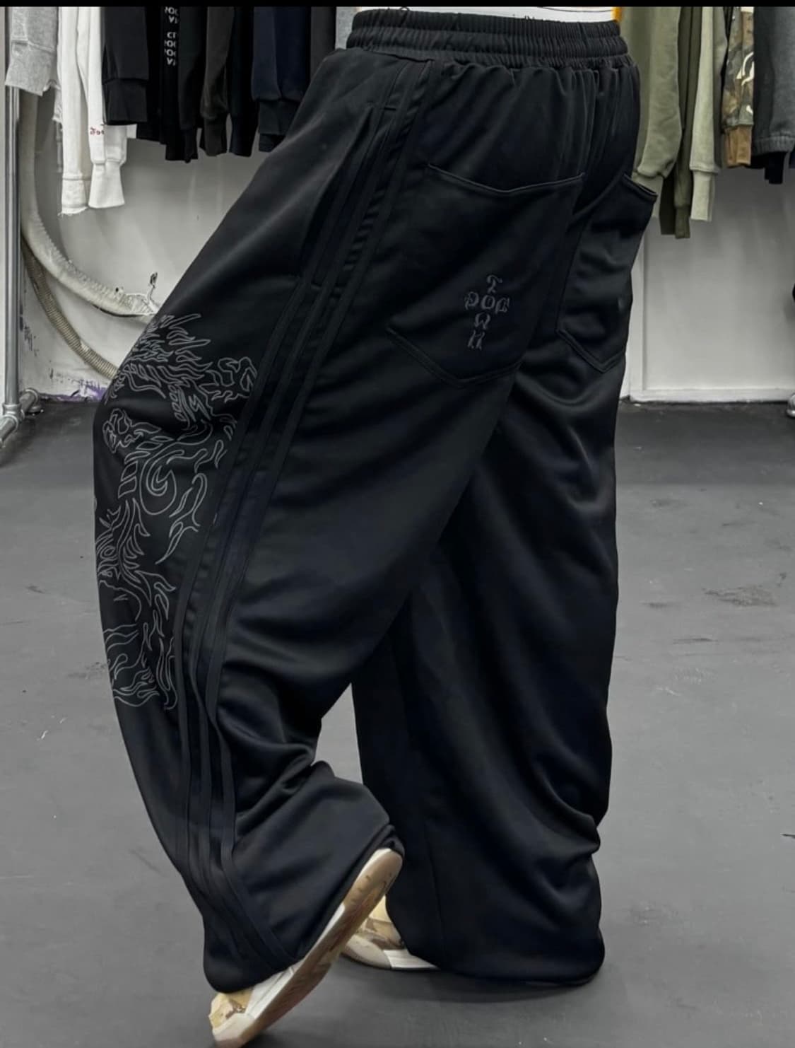 DOG TOWN 오리엔탈 드래곤 트랙팬츠 상품이미지2