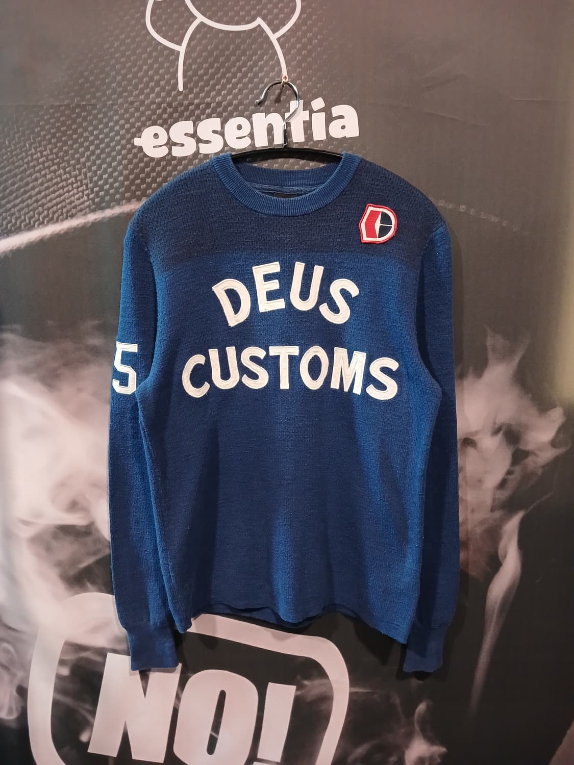 데우스 엑스 마키나 니트 블루 상품이미지1