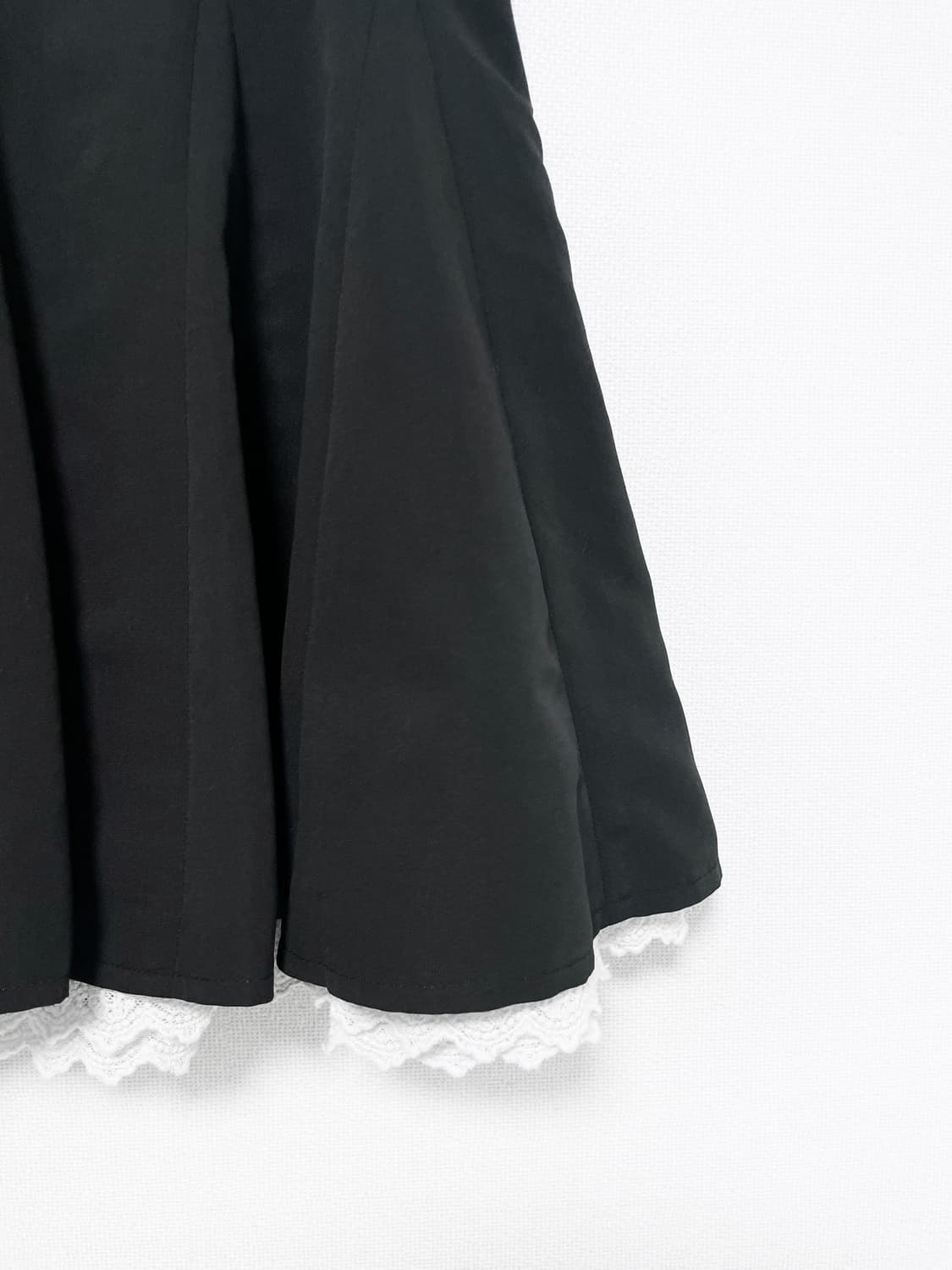 Pleated Lace Layered Mini Skirt - Black 상품이미지6