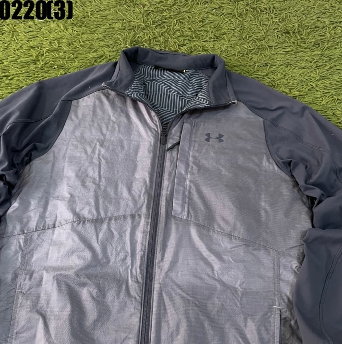 언더아머 방풍 자켓 상품이미지2