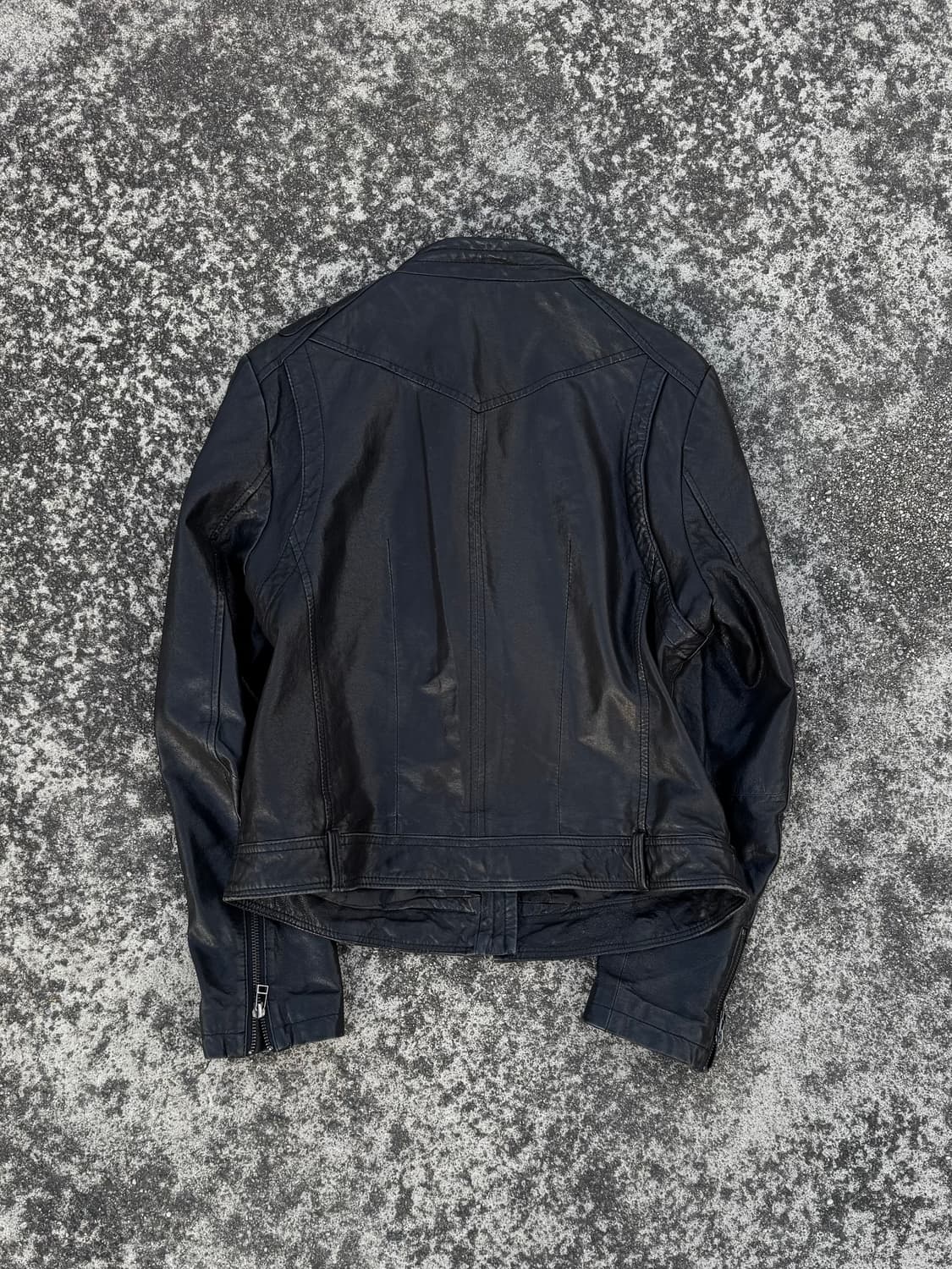 Multi-Pocket Leather Jacket 상품이미지3