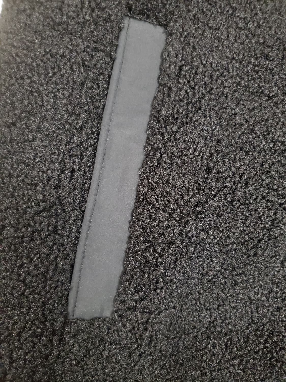 새상품급) 몽벨 남녀공용 블랙 노벨티 플리스자켓 사이즈100 L

사진처 상품이미지6