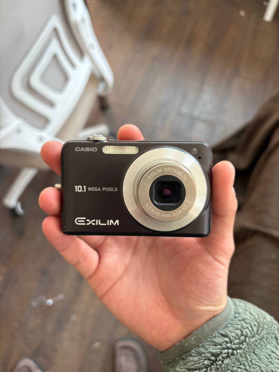 카시오 엑실림 ex z1050 디지털카메라 상품이미지2