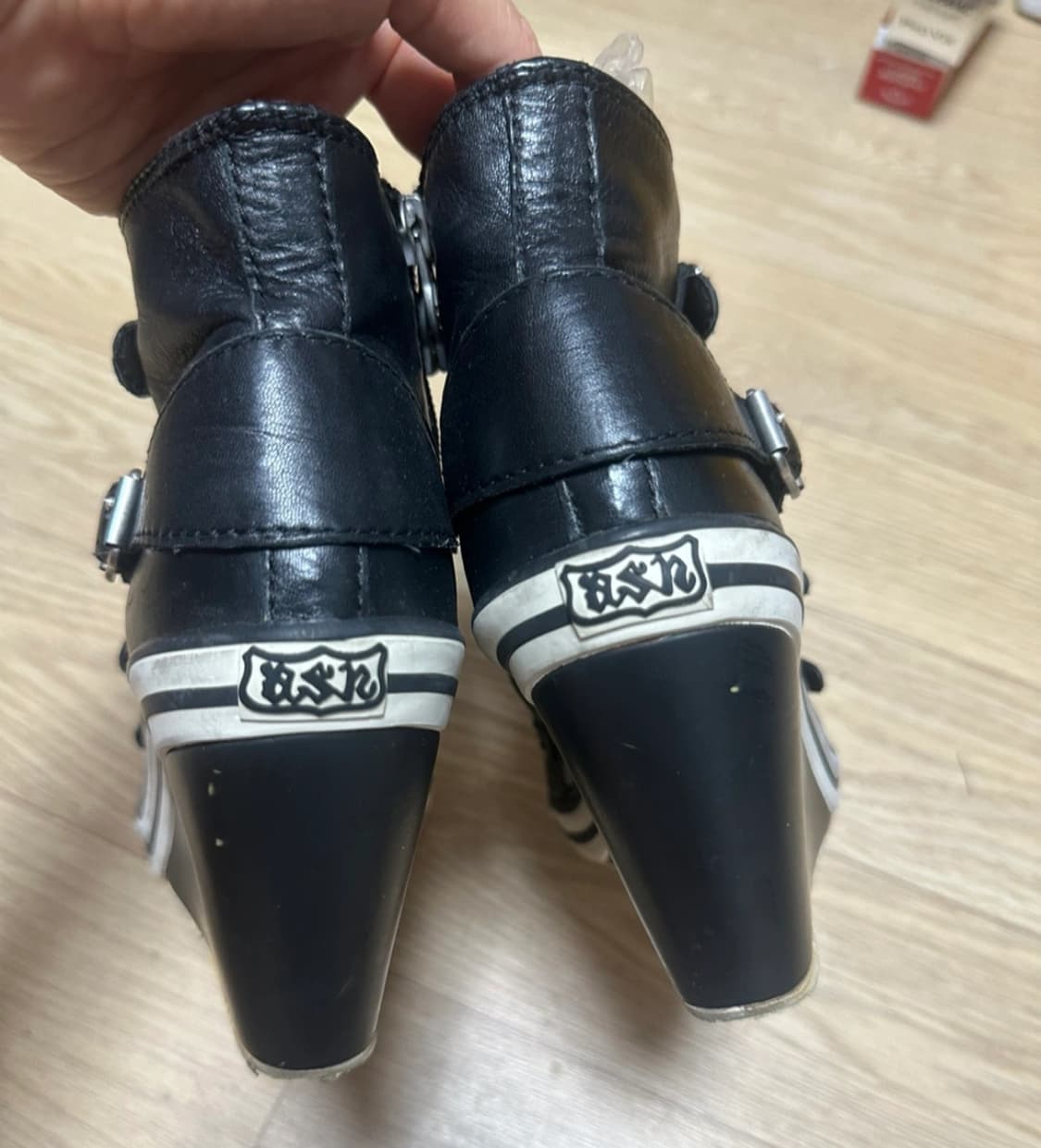 ASH 웨지힐 스니커즈 블랙 상품이미지2