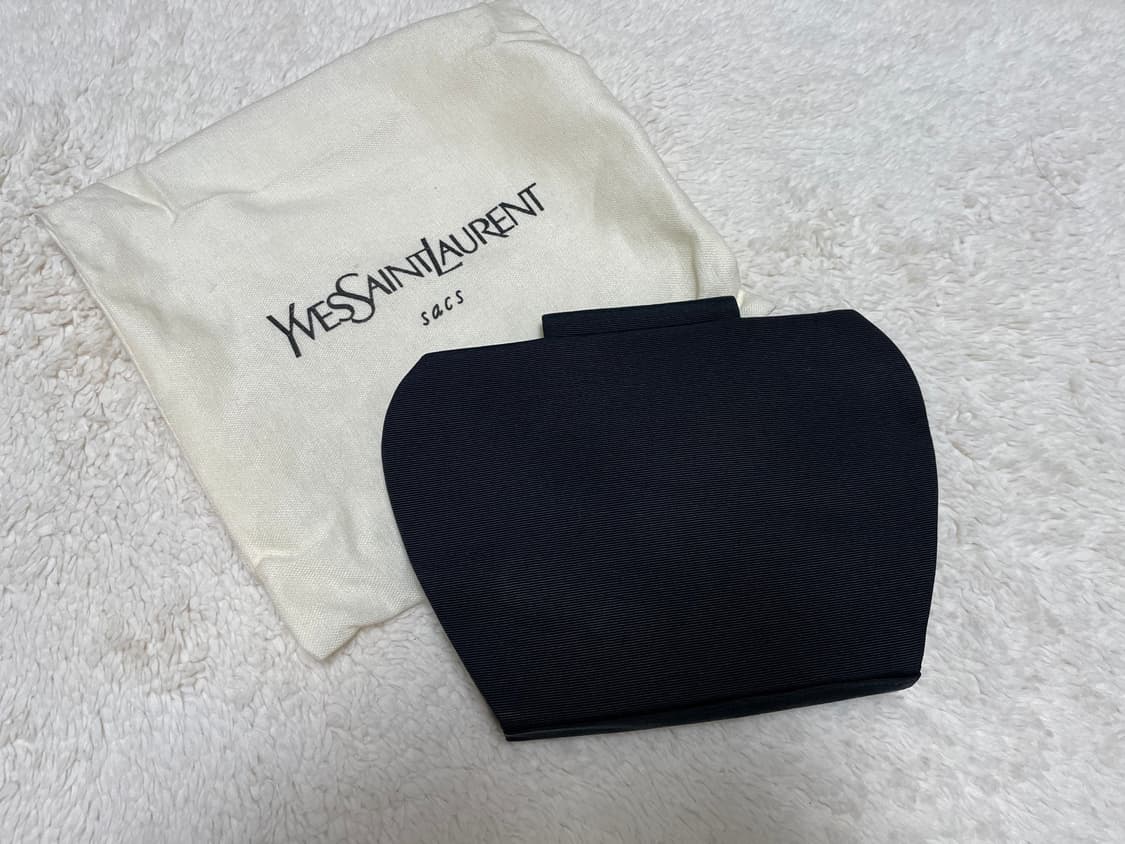 빈티지 입생로랑 yves saint laurent 블랙 하트 클러치 상품이미지2