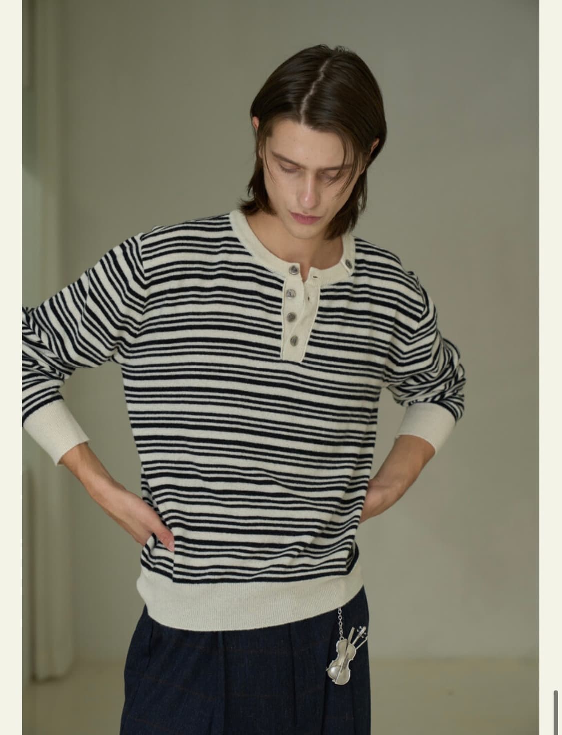 웨이비니스 - 헨리넥 스트라이프 니트 아이보리 2사이즈 상품이미지1