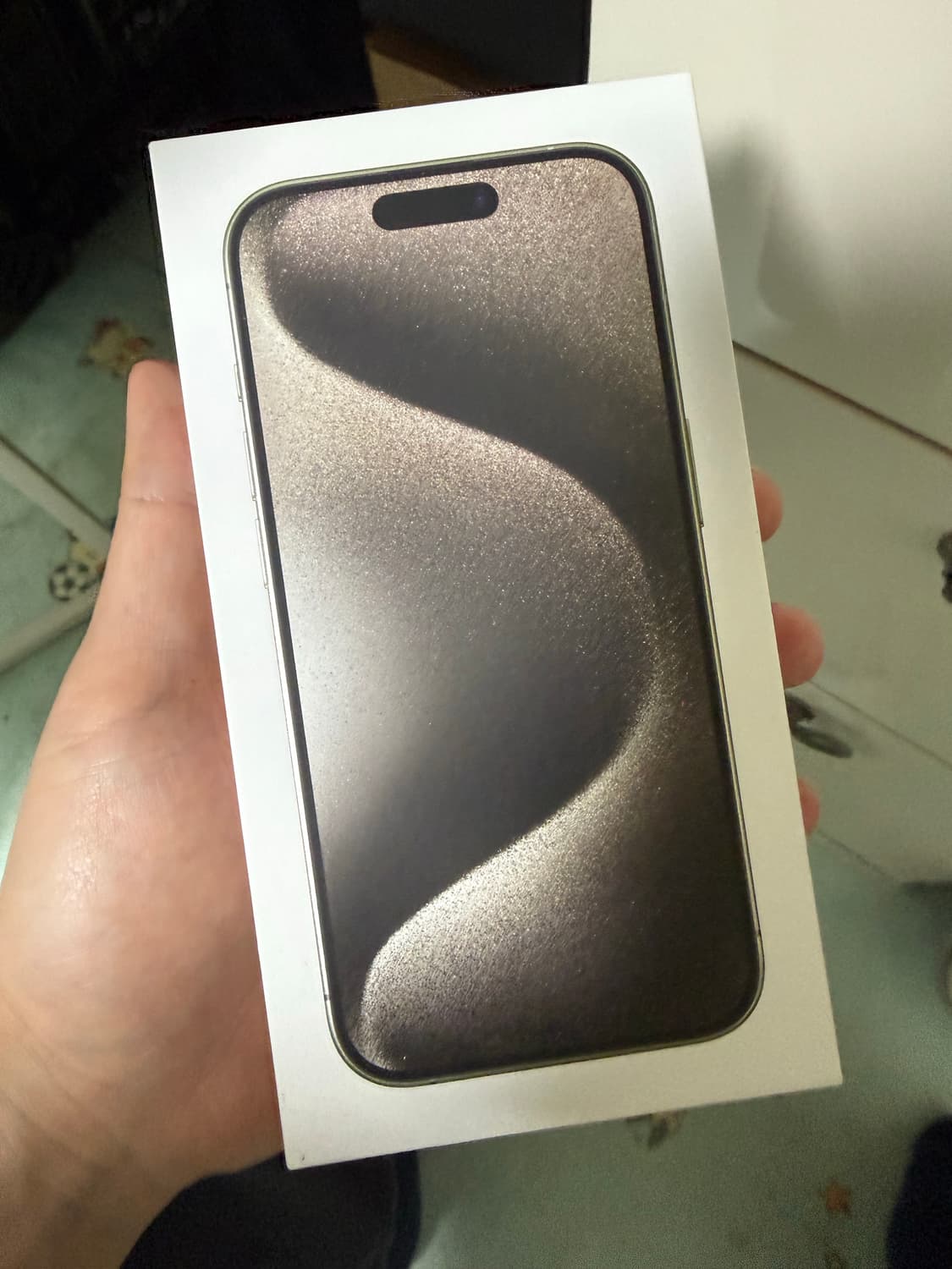 아이폰 15 Pro 내추럴 티타늄 상품이미지4