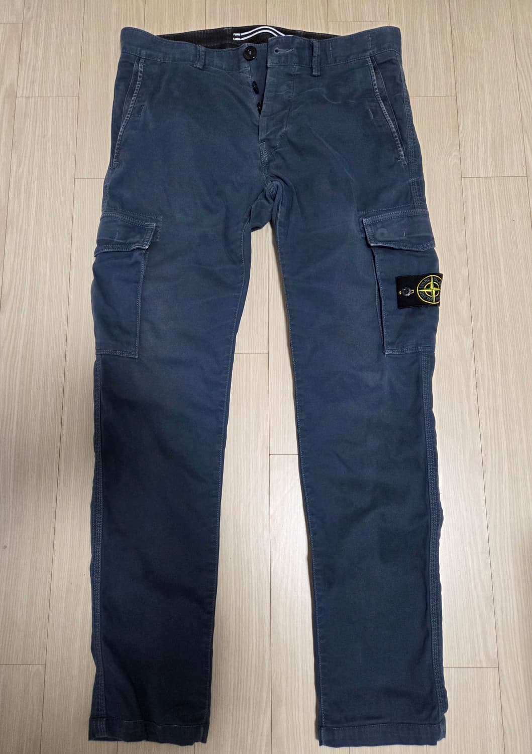 스톤아일랜드 와펜 카고 팬츠 상품이미지1