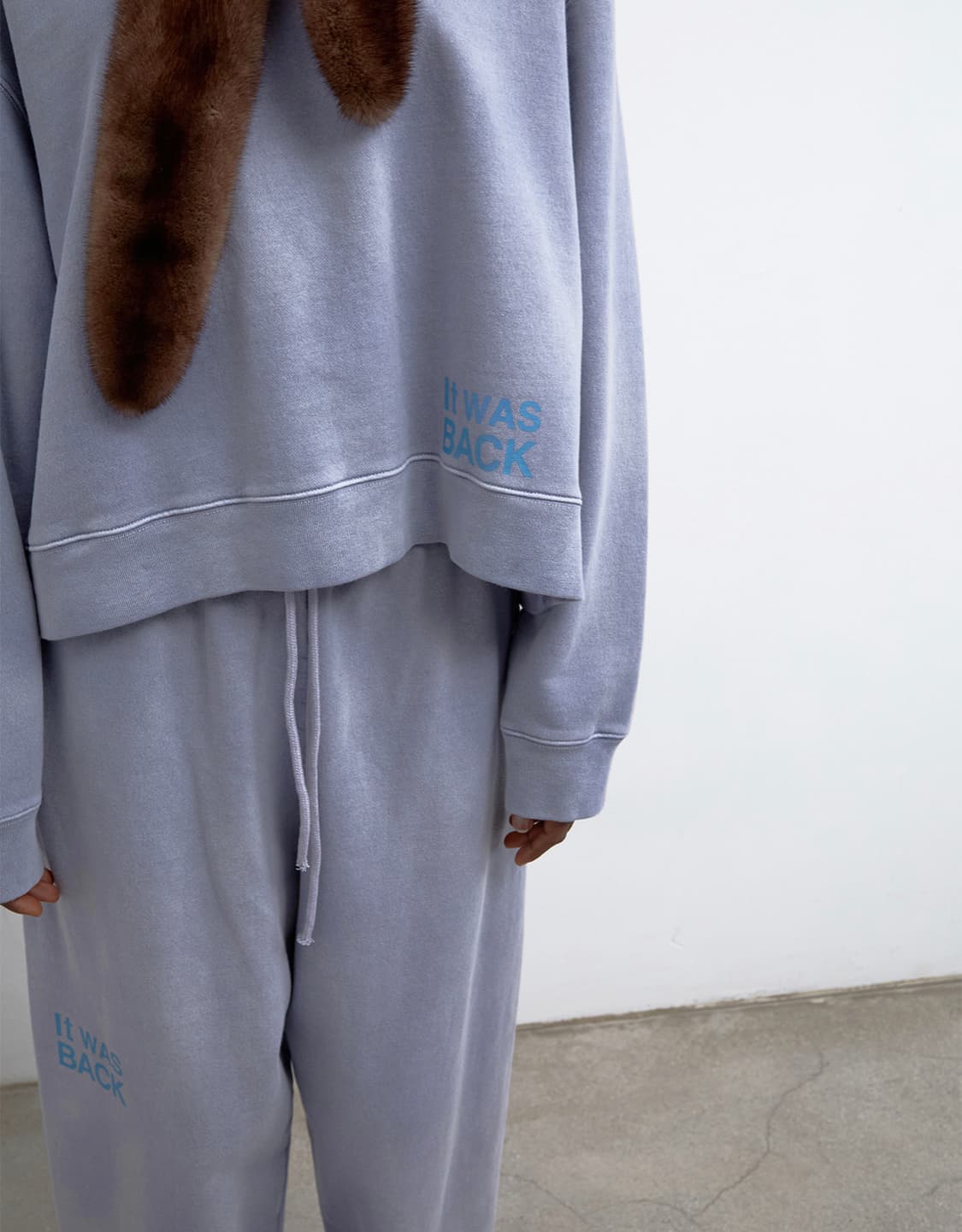 (에크루)스탠드얼론25fw “it was back”트레이닝 세트 상품이미지2