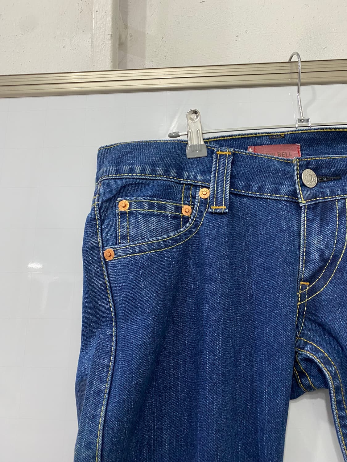 리바이스 스트라우스 로우벨 부츠컷 데님팬츠(M) 상품이미지3