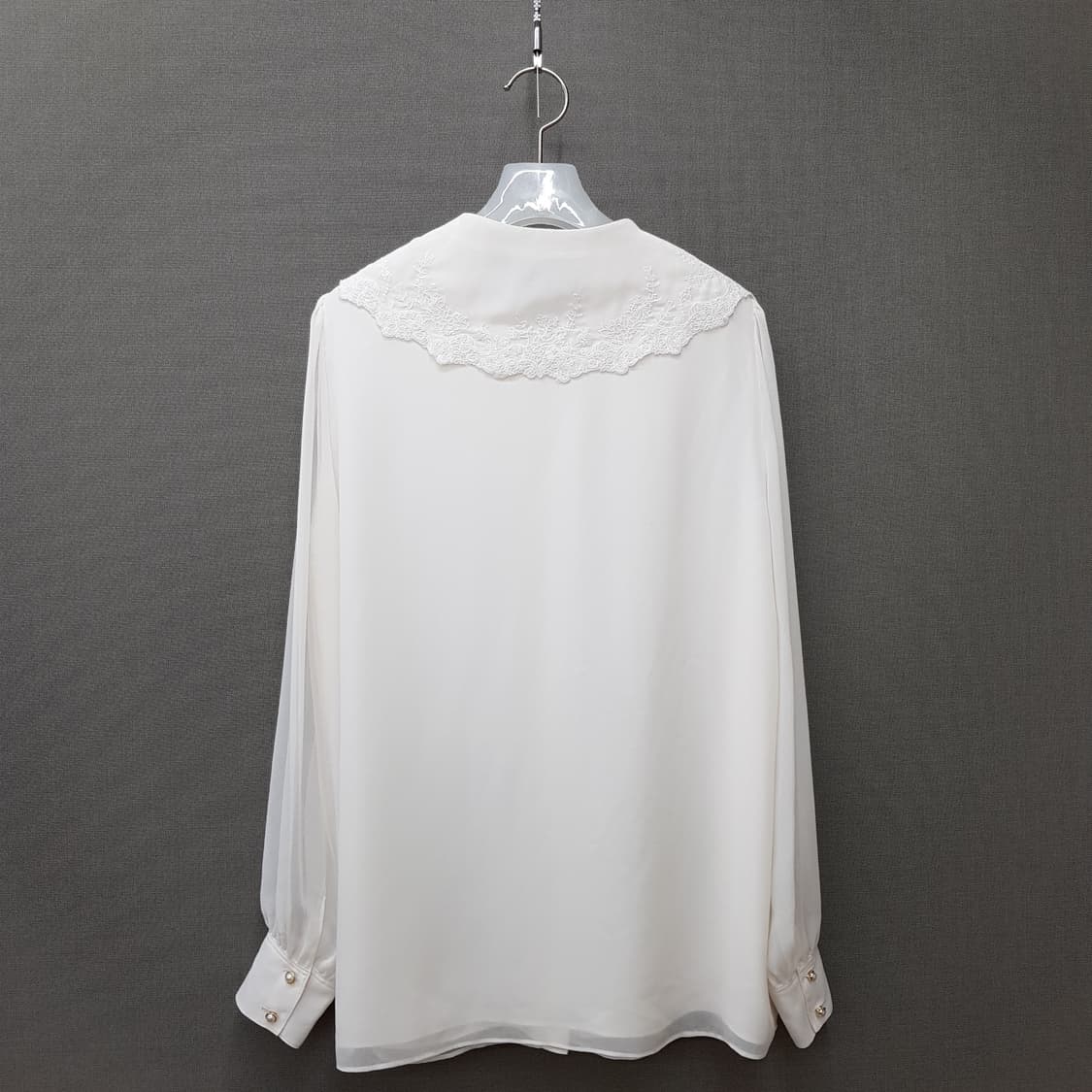 모조에스핀 2020 자수카라 블라우스 M사이즈 상품이미지6