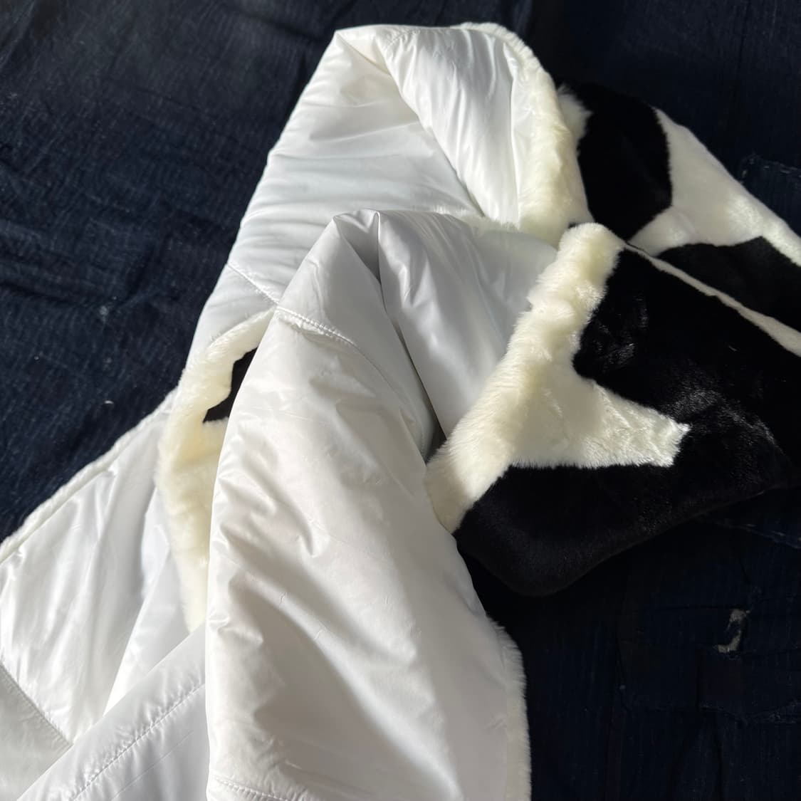 아디다스 x 아이비파크 리미티드 인조 퍼 스카프 상품이미지4