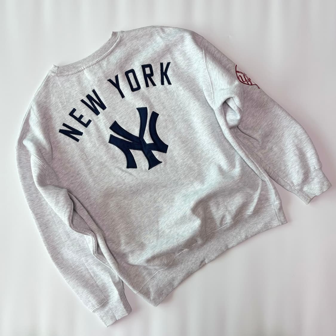 MLB 뉴욕 양키스 헤리티지 자수 로고 맨투맨 상품이미지5