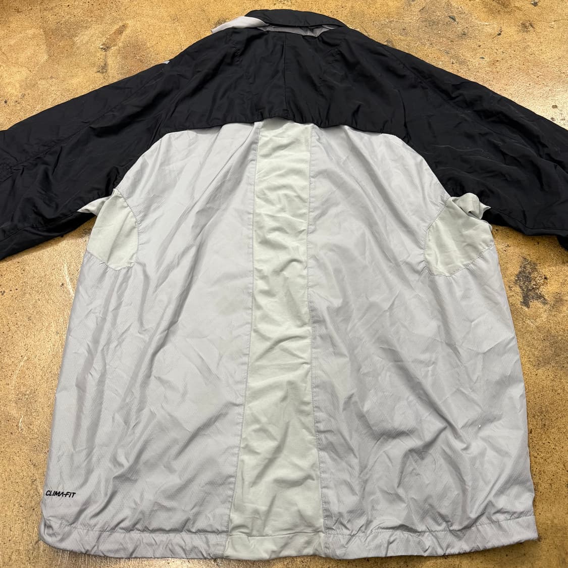 [정품/2XL] 나이키 바람막이 블랙 실버 b17 상품이미지4