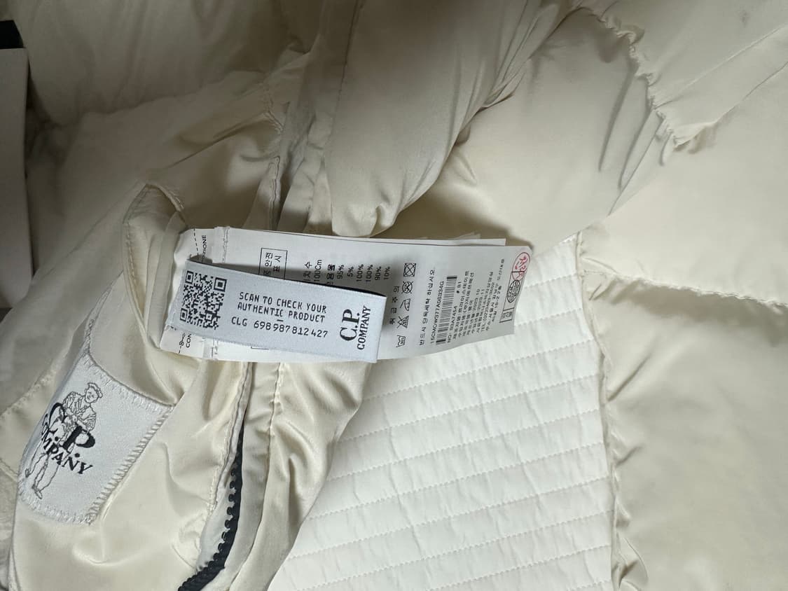Cp company r chrome 패딩 라지 상품이미지3