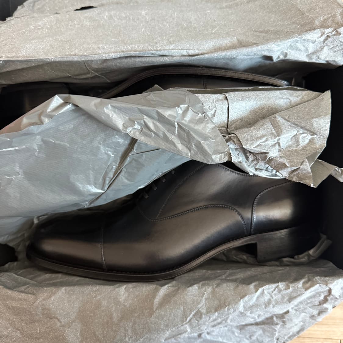 (새제품)톰포드 클레이돈 스트레이트 캡토 280(US11) 상품이미지6